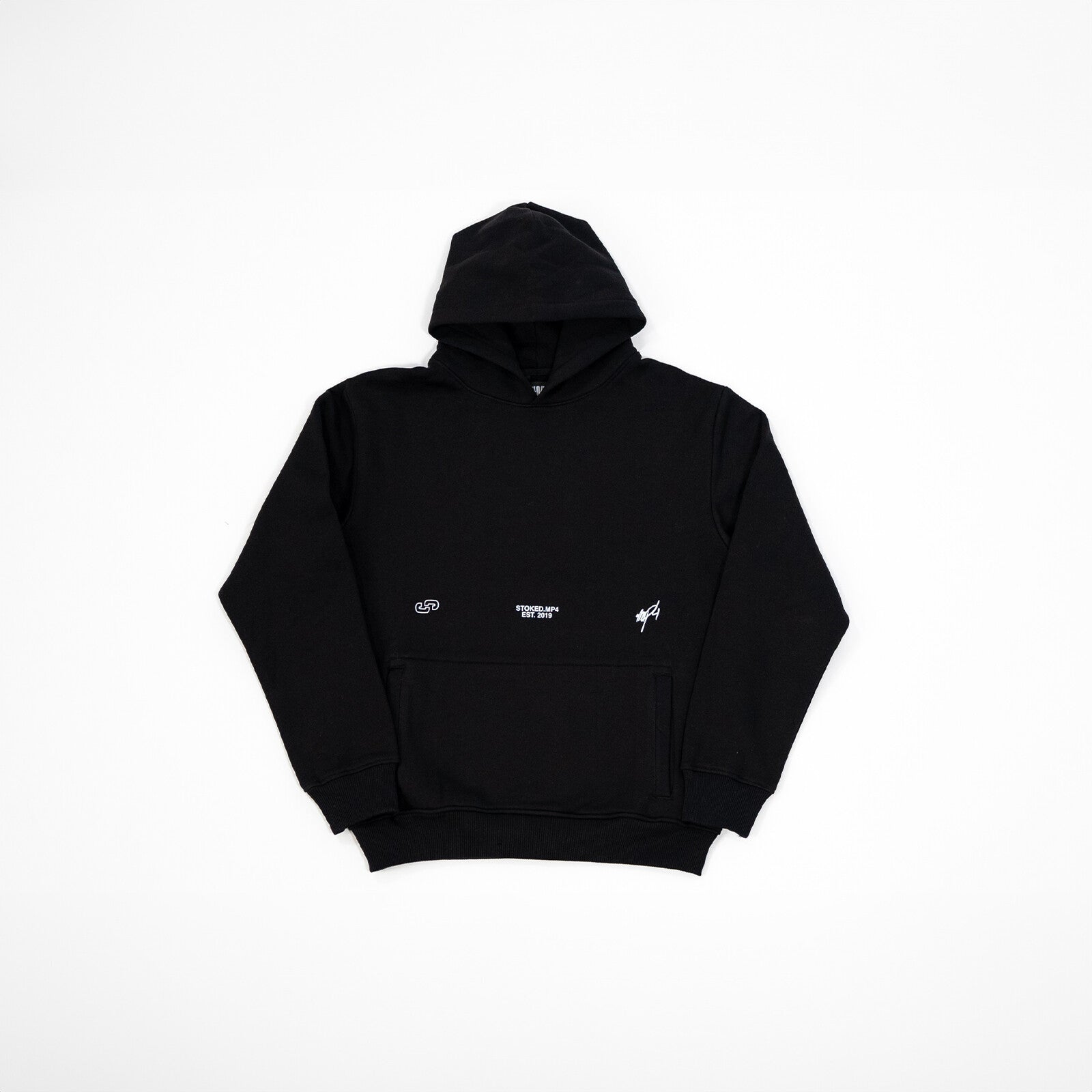 https://images.bravado.de/prod/product-assets/stoked/stoked/products/512148/web/531111/image-thumb__531111__3000x3000_original/STOKED_Basic-Hoodie-Black_Capsule-Collection_s512148_o5984182_a531111_v13086826.6e059097.jpg