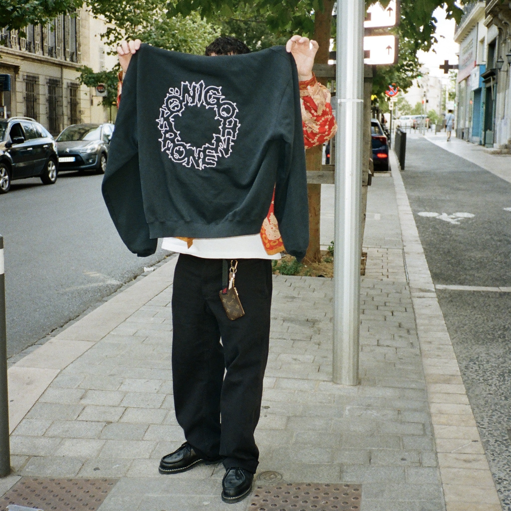 Vega KÖNIG OHNE KRONE Ltd. CD + „König ohne Krone“ Hoodie Bundle + Stick 422236